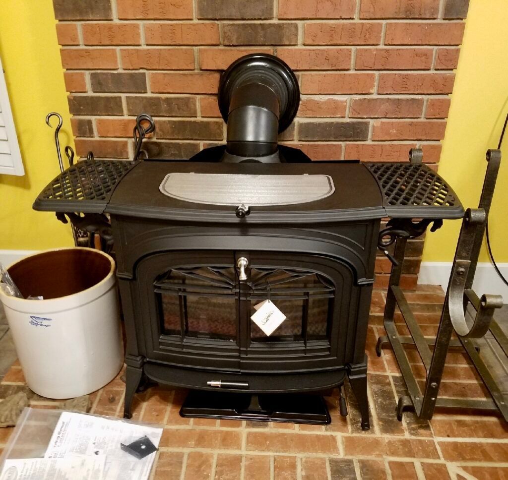Black Cast Iron Wood Stove