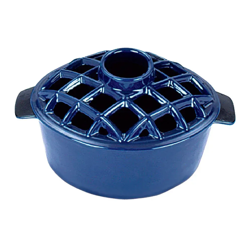 Blue ceramic soup bowl with a lattice-pattern lid and central opening, on a white background