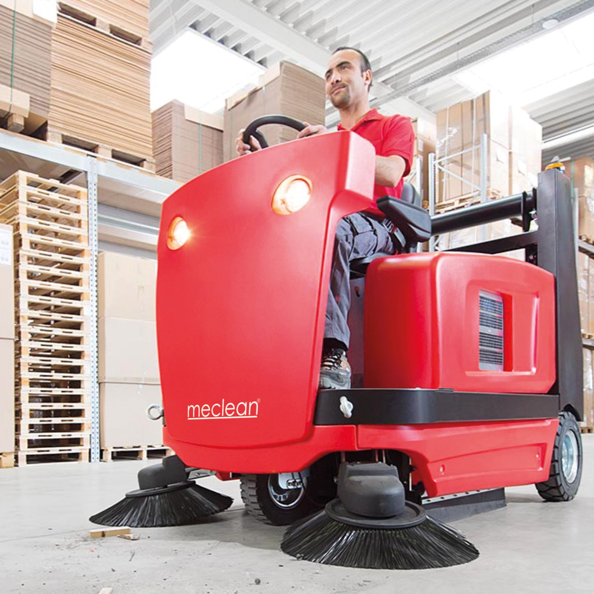 Meclean BUSTER 1300 balayeuse balayer dans le magazine