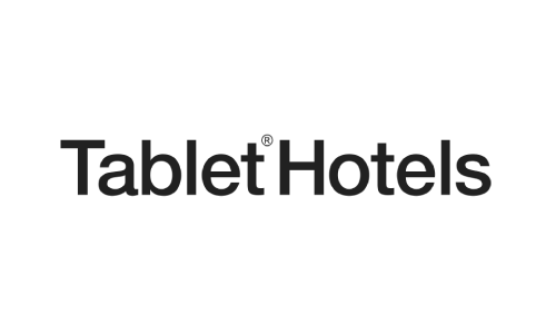 Il logo nero di Tablet Hotels su sfondo bianco.