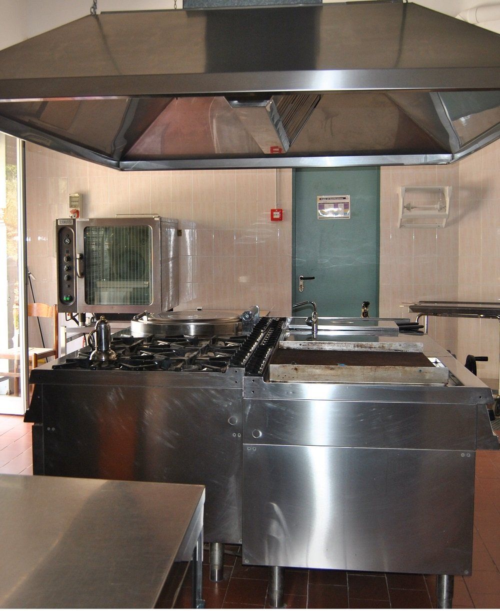 cucina interna alla casa di riposo
