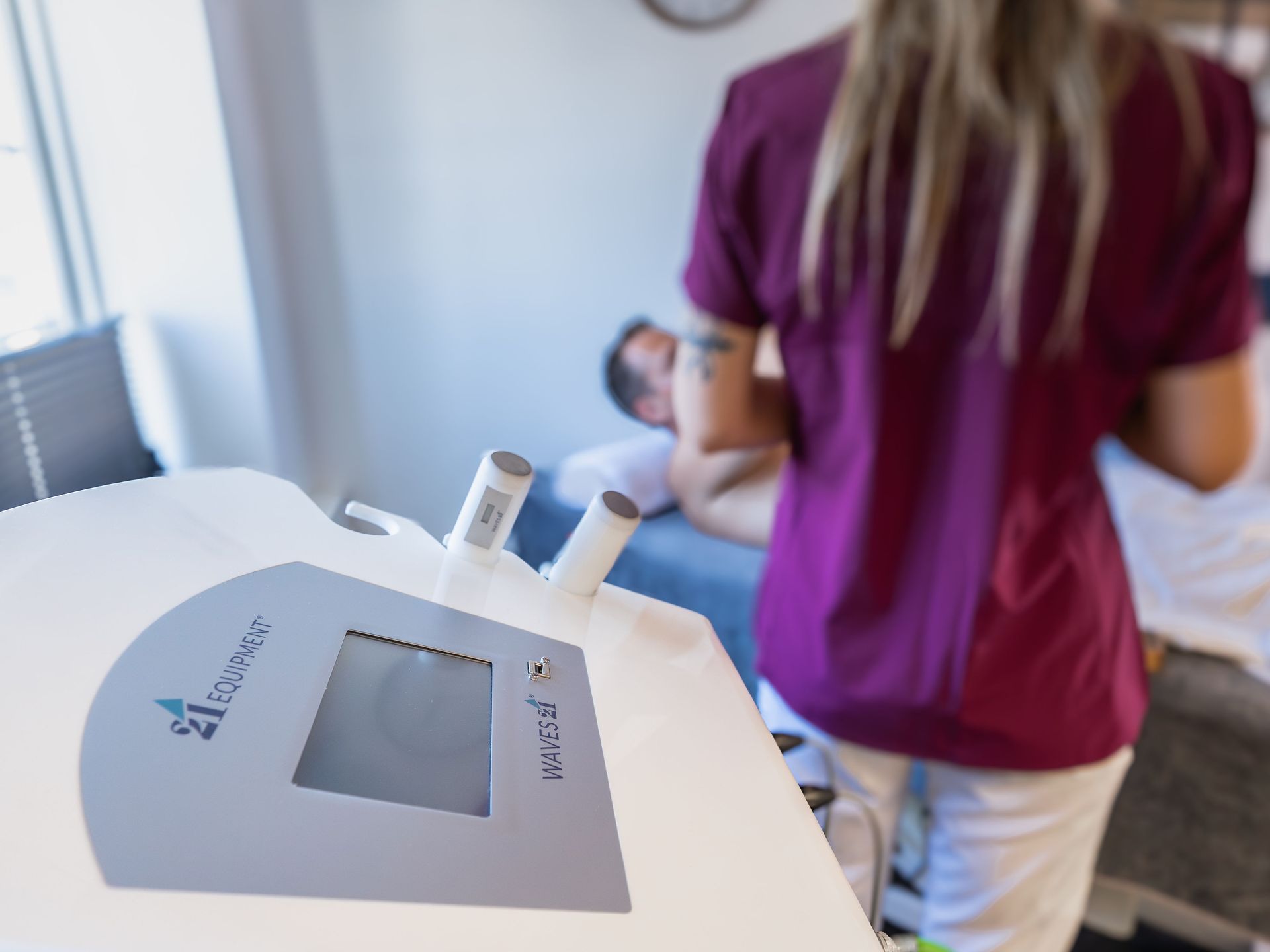 Cryoterapeut og kunde 