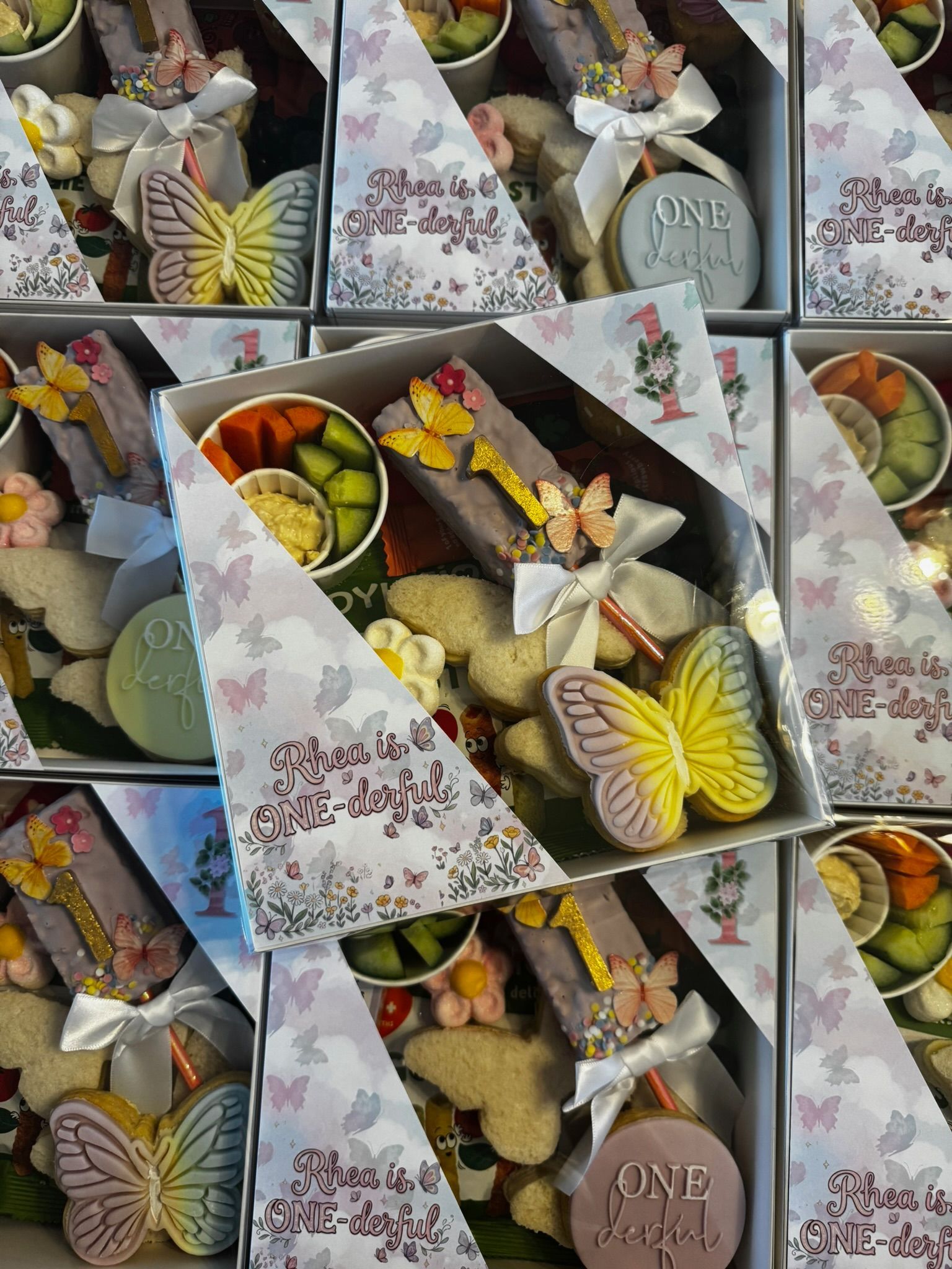 Kids party grazing box display