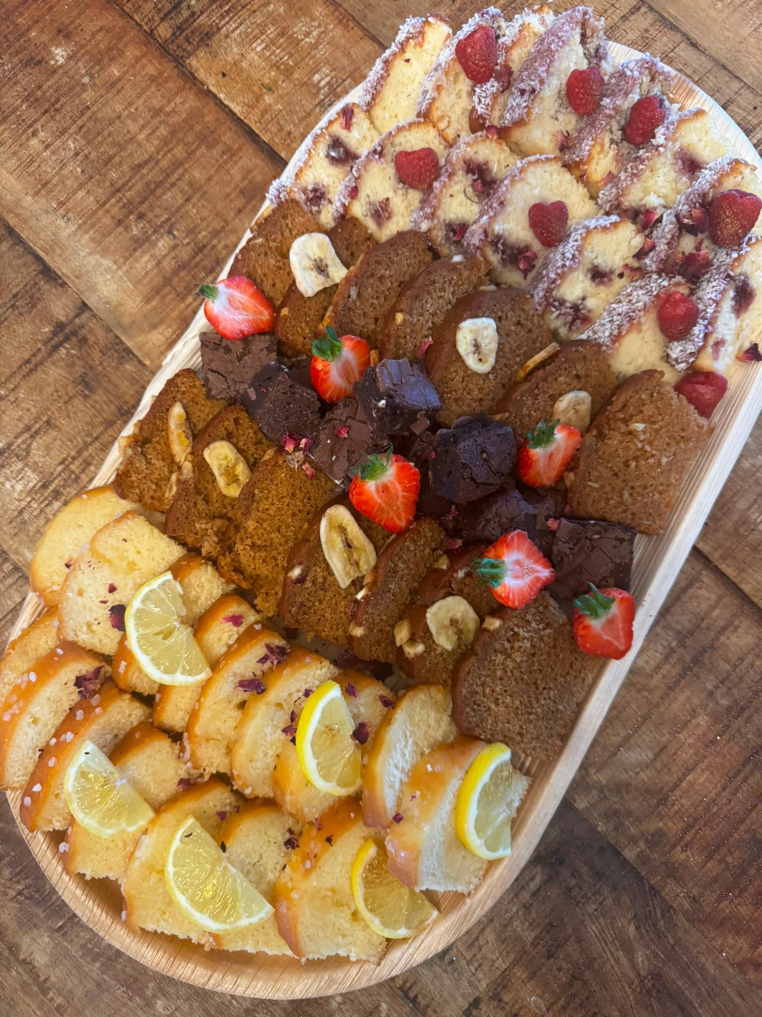 Crudite platter with fresh vegetables