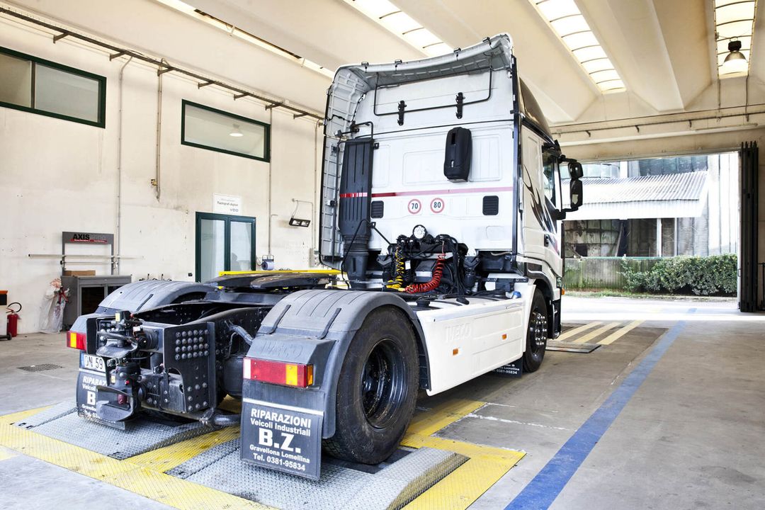 Truck in revisione