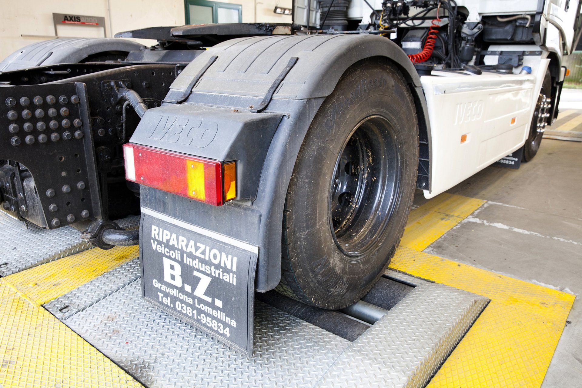 postazione posteriore revisione truck