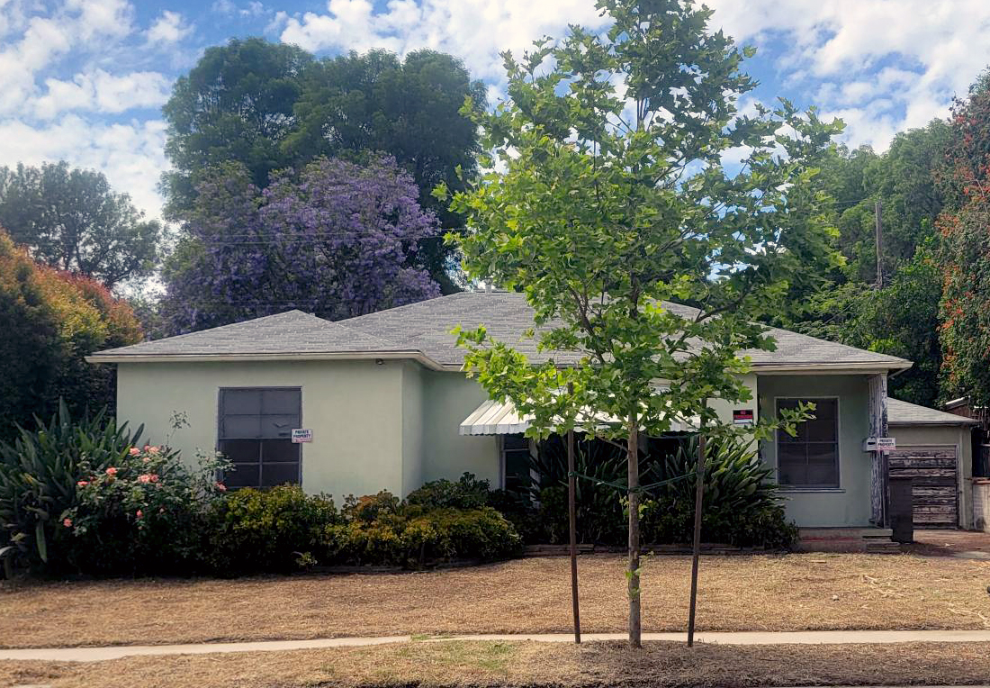 Lake_Balboa_Home