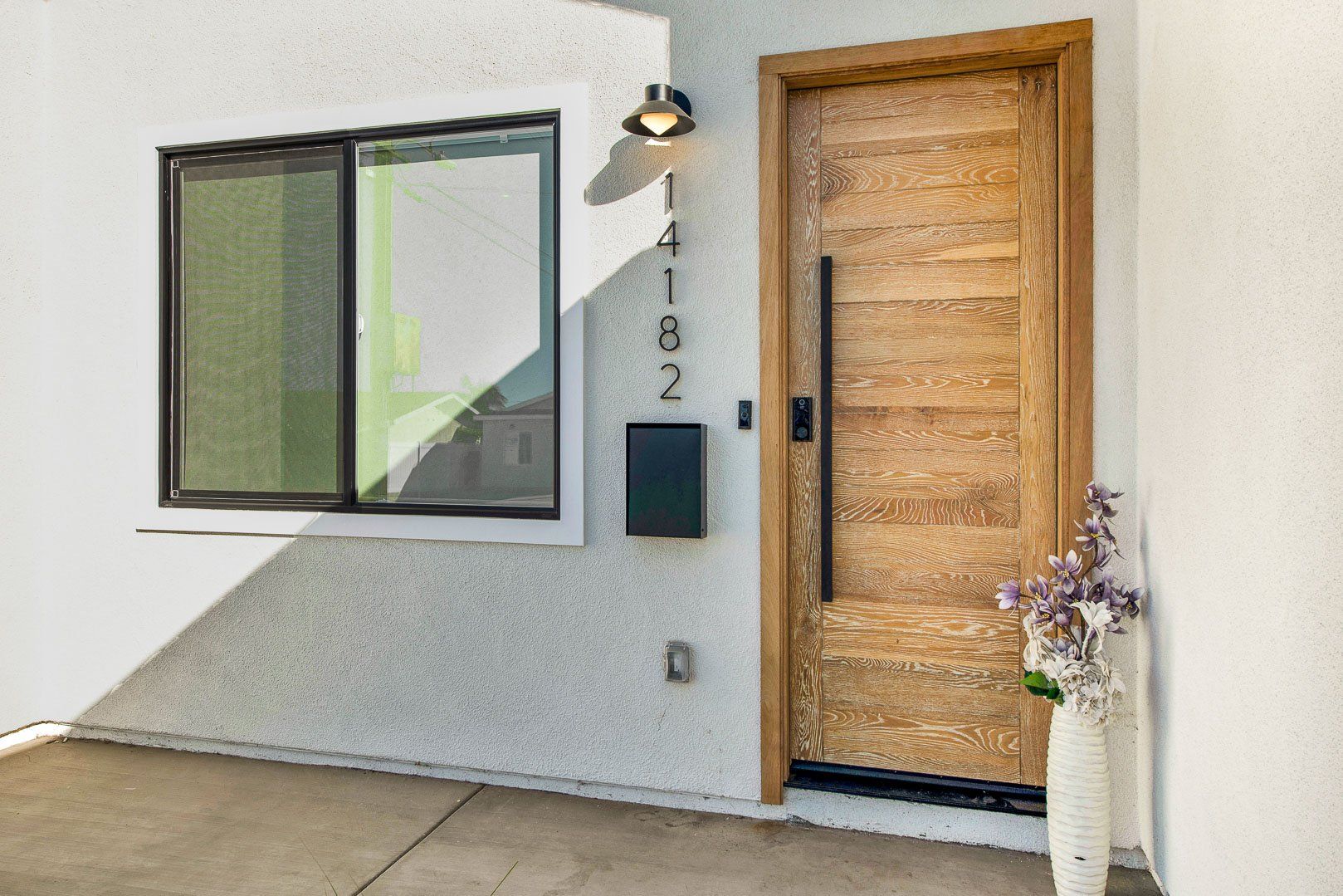 oasis exterior door