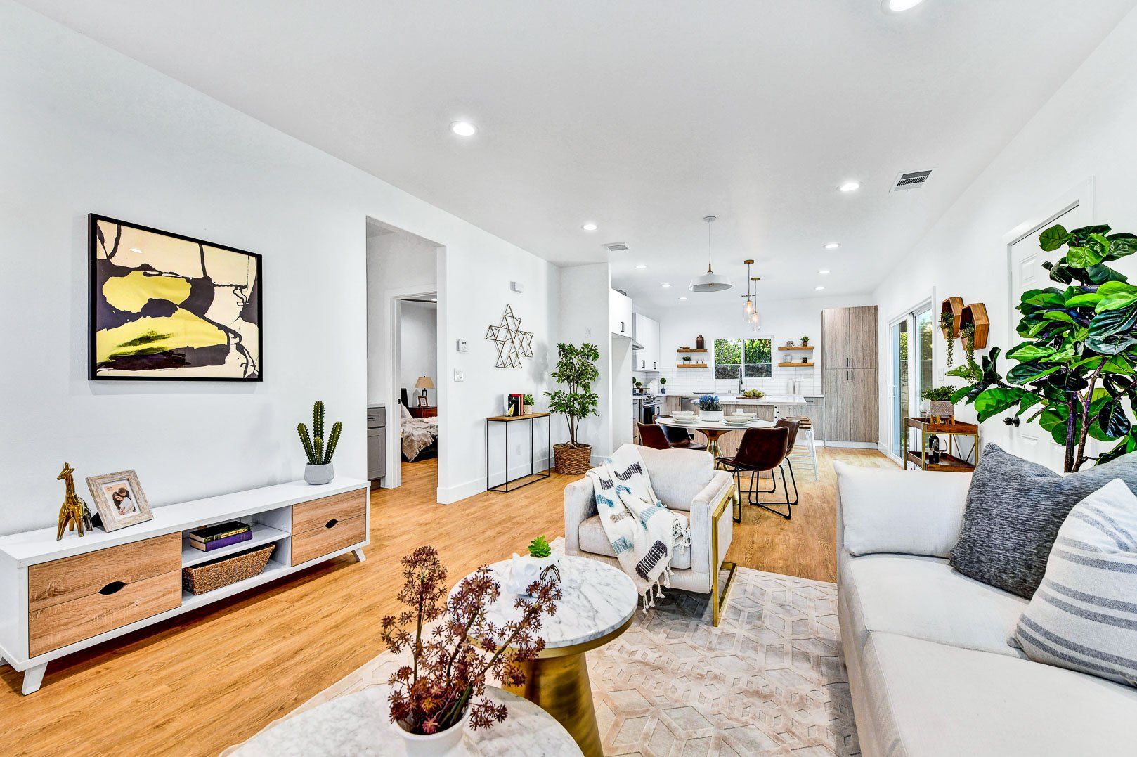 Jan Marie living room