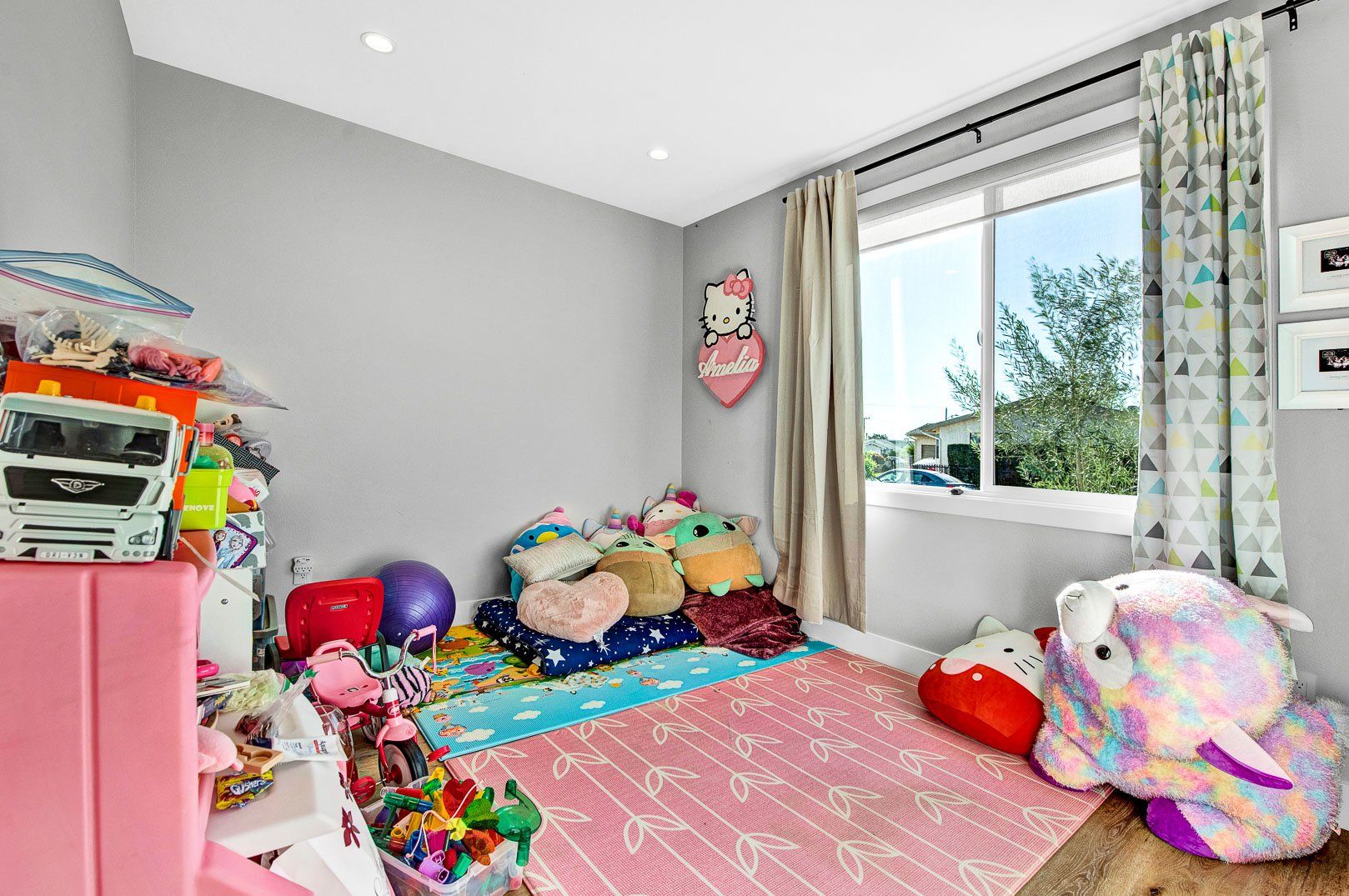 oasis child's bedroom