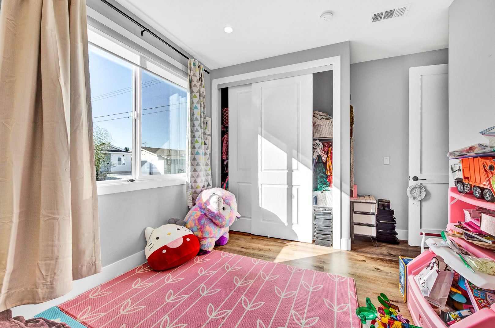 oasis child's bedroom