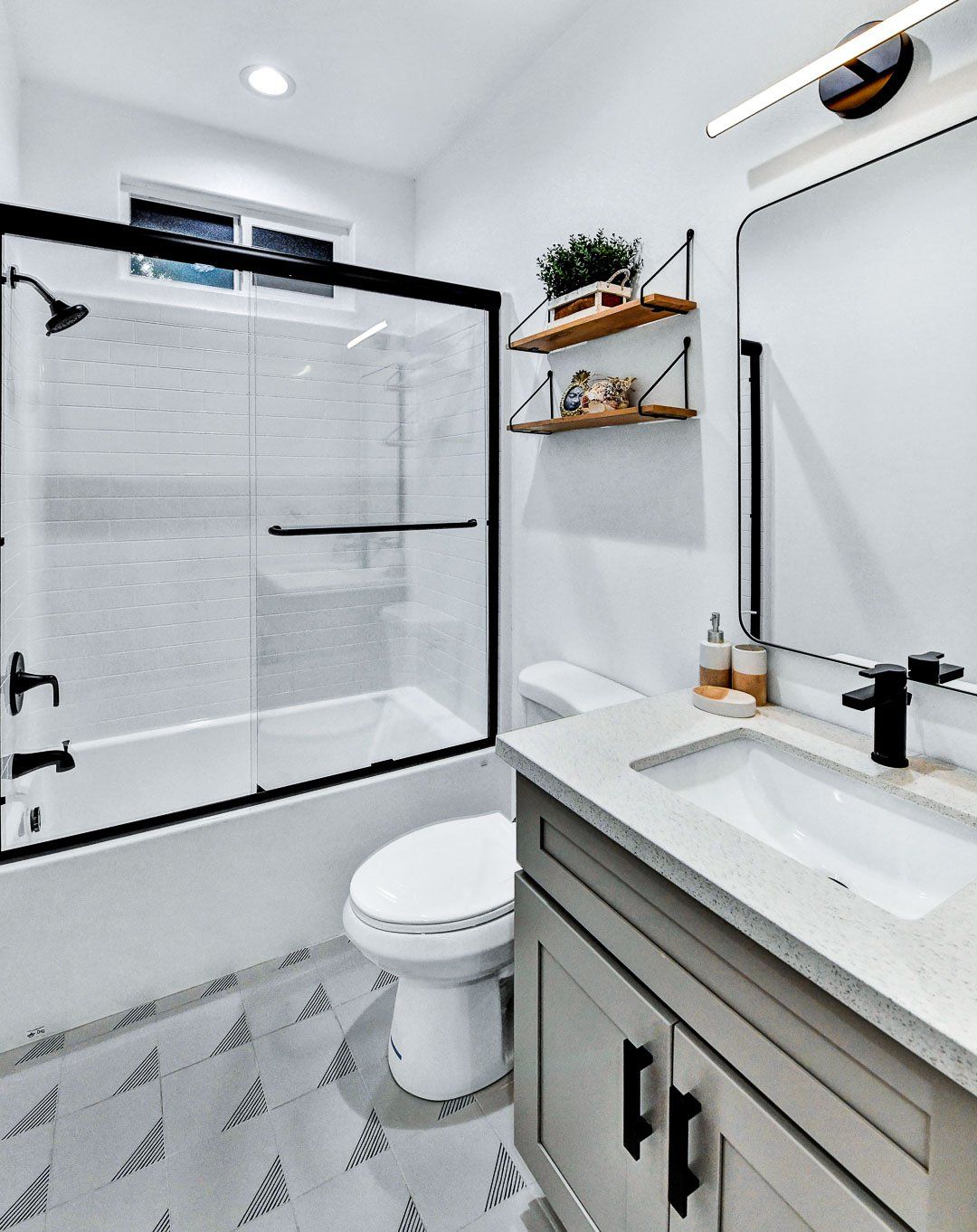 Jan Marie bathroom