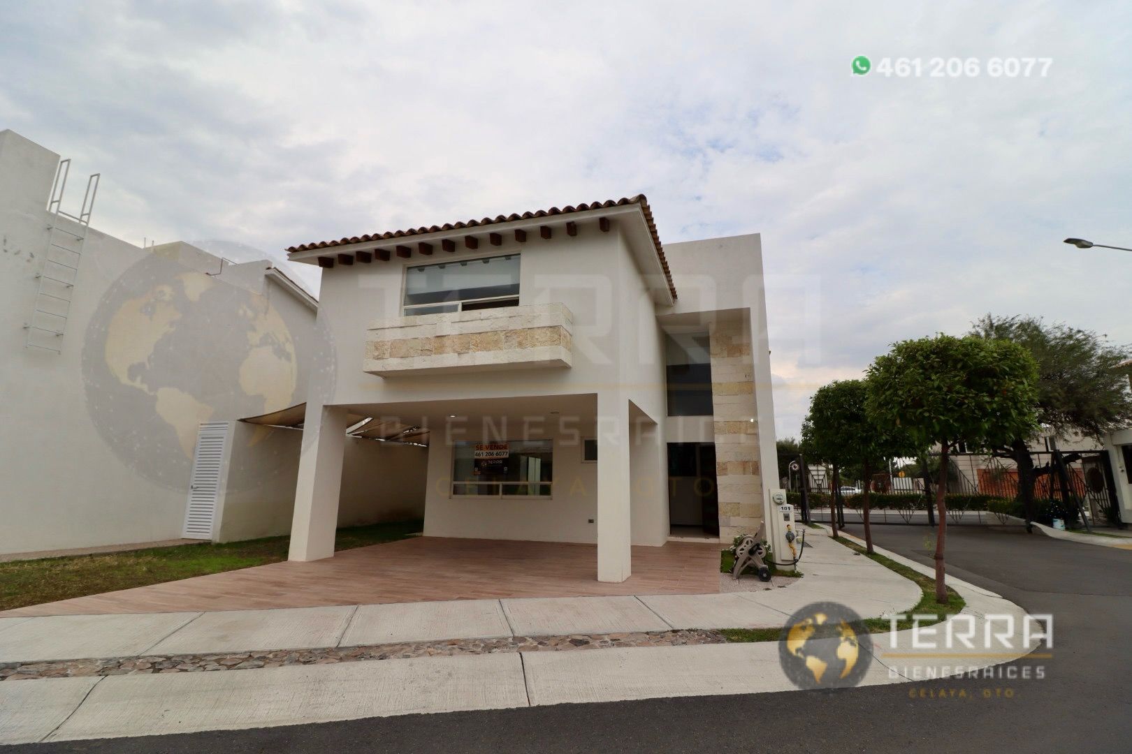 VENTA Casa, Totalmente equipada con acabados de lujo en Fracc. Senda Real Celaya,Gto.