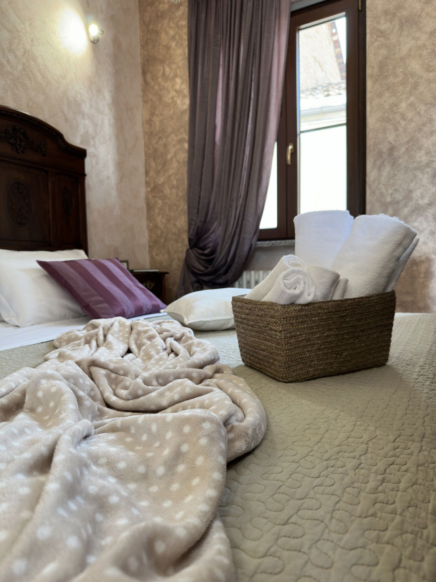 Salt Crystals apartment bedroom with double bed, comfortable pillows, and soft linens