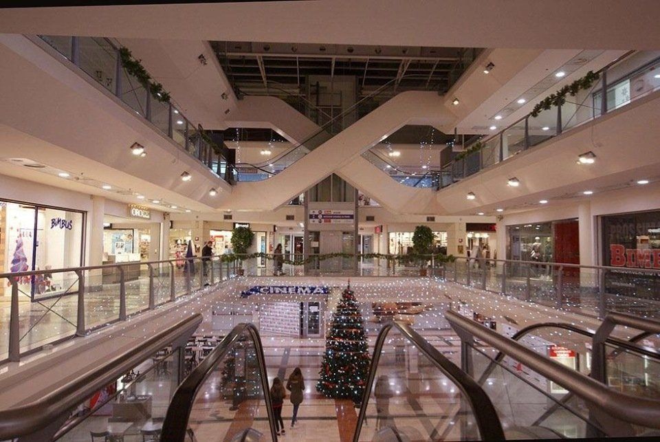 Luci natalizie per centro commerciale