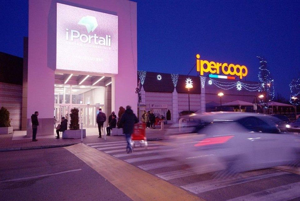 Luci natalizie per centro commerciale