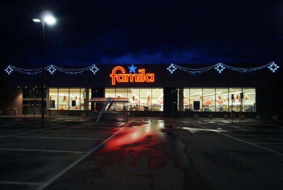 Luci natalizie per centro commerciale