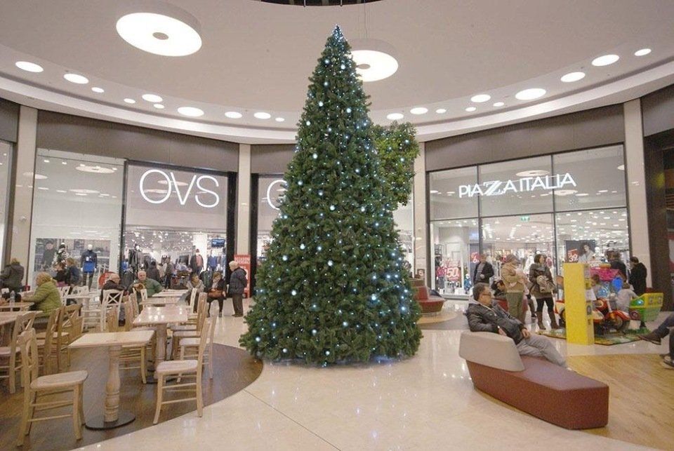 Luci natalizie per centro commerciale