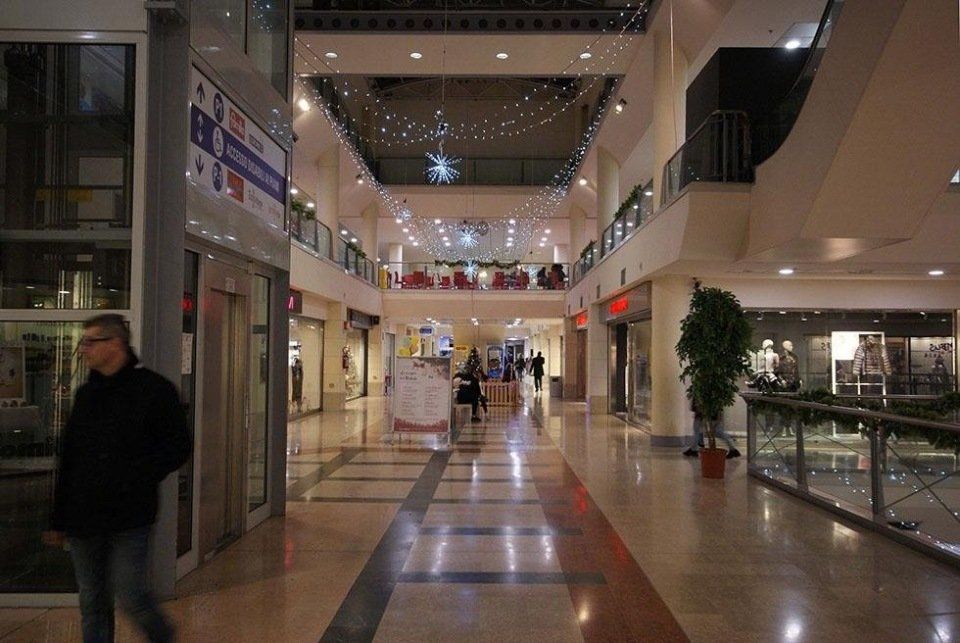 Luci natalizie per centro commerciale