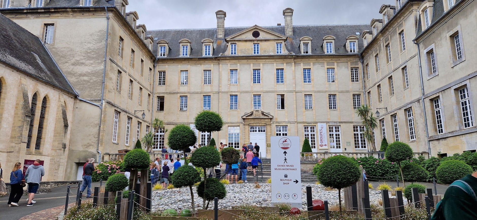 Ingang museum tapijt Bayeux