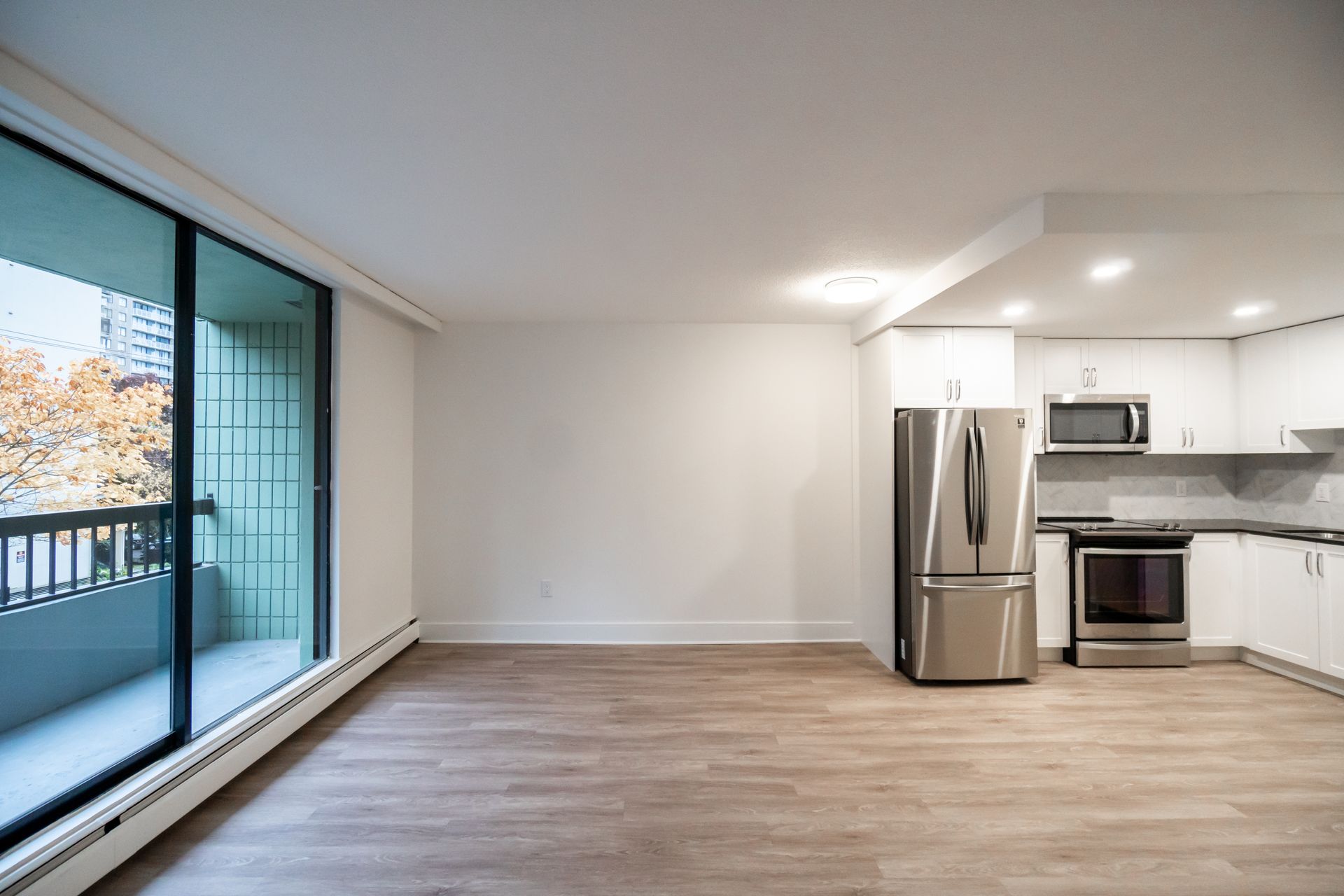 Suite and Building Pictures | Gallery - 1348 Barclay Street
