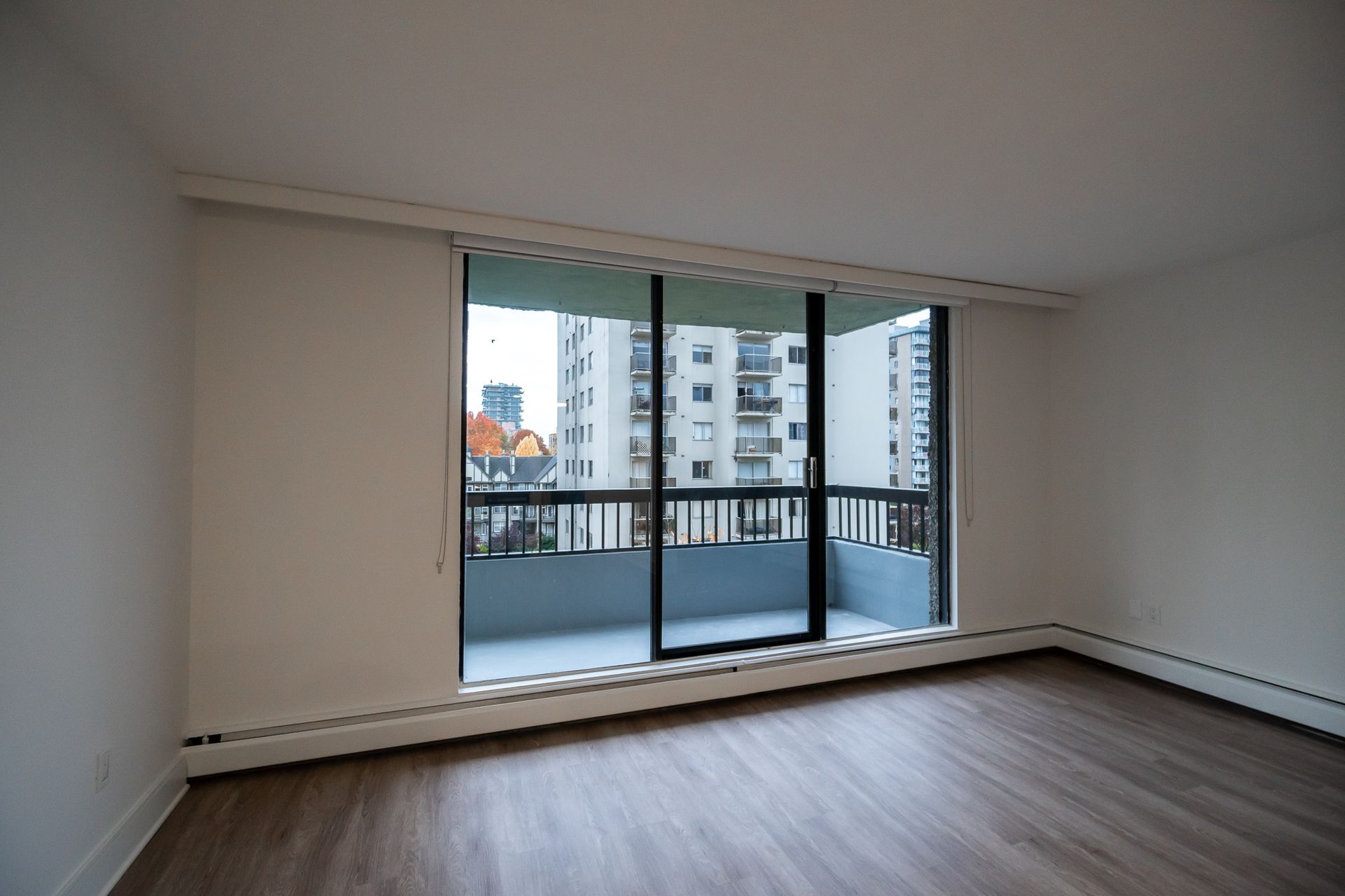 Suite and Building Pictures | Gallery - 1348 Barclay Street
