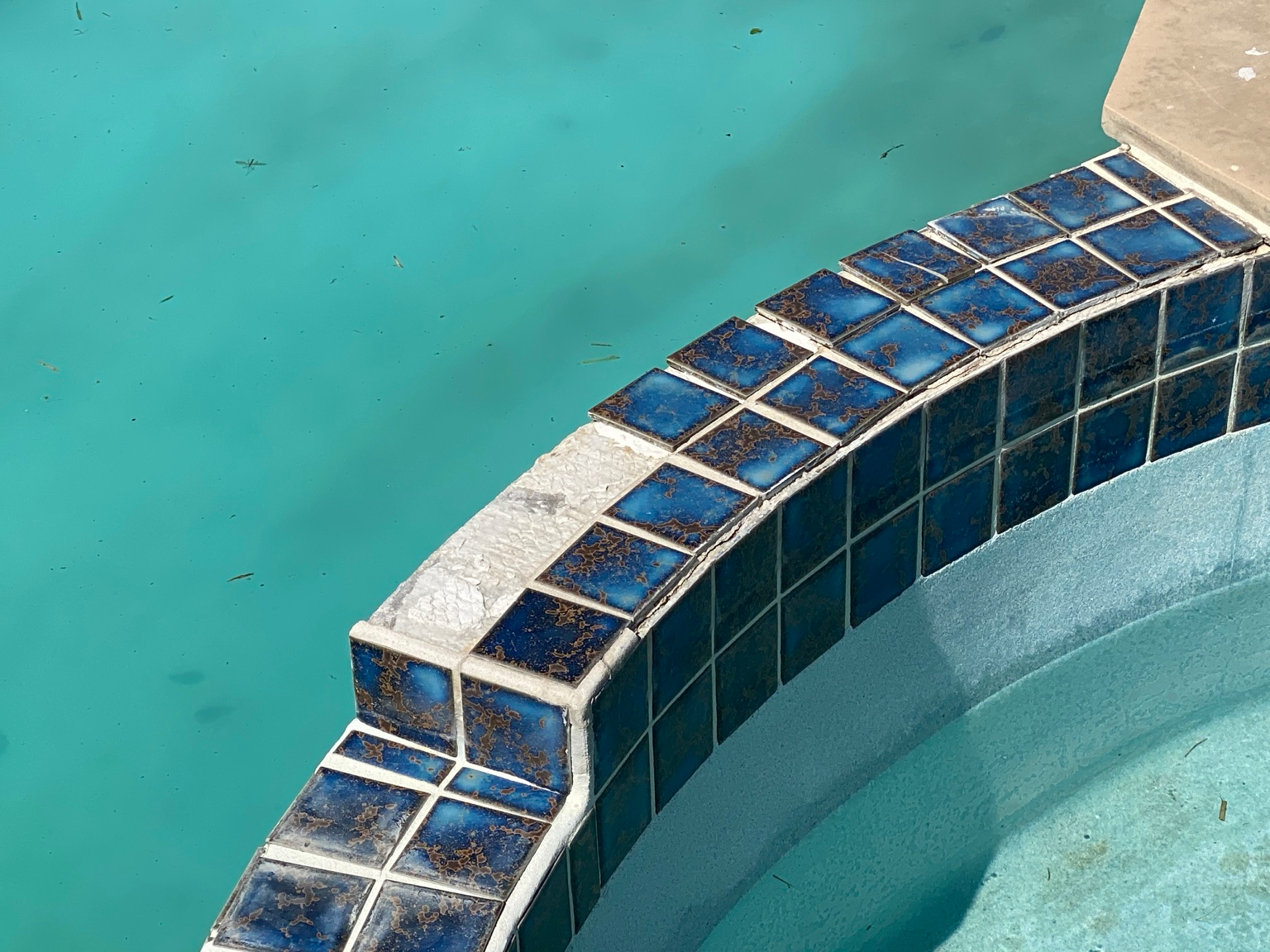 Pool tile and grout repair in Katy and Houston, Texas – Aqua Tek Pools.
