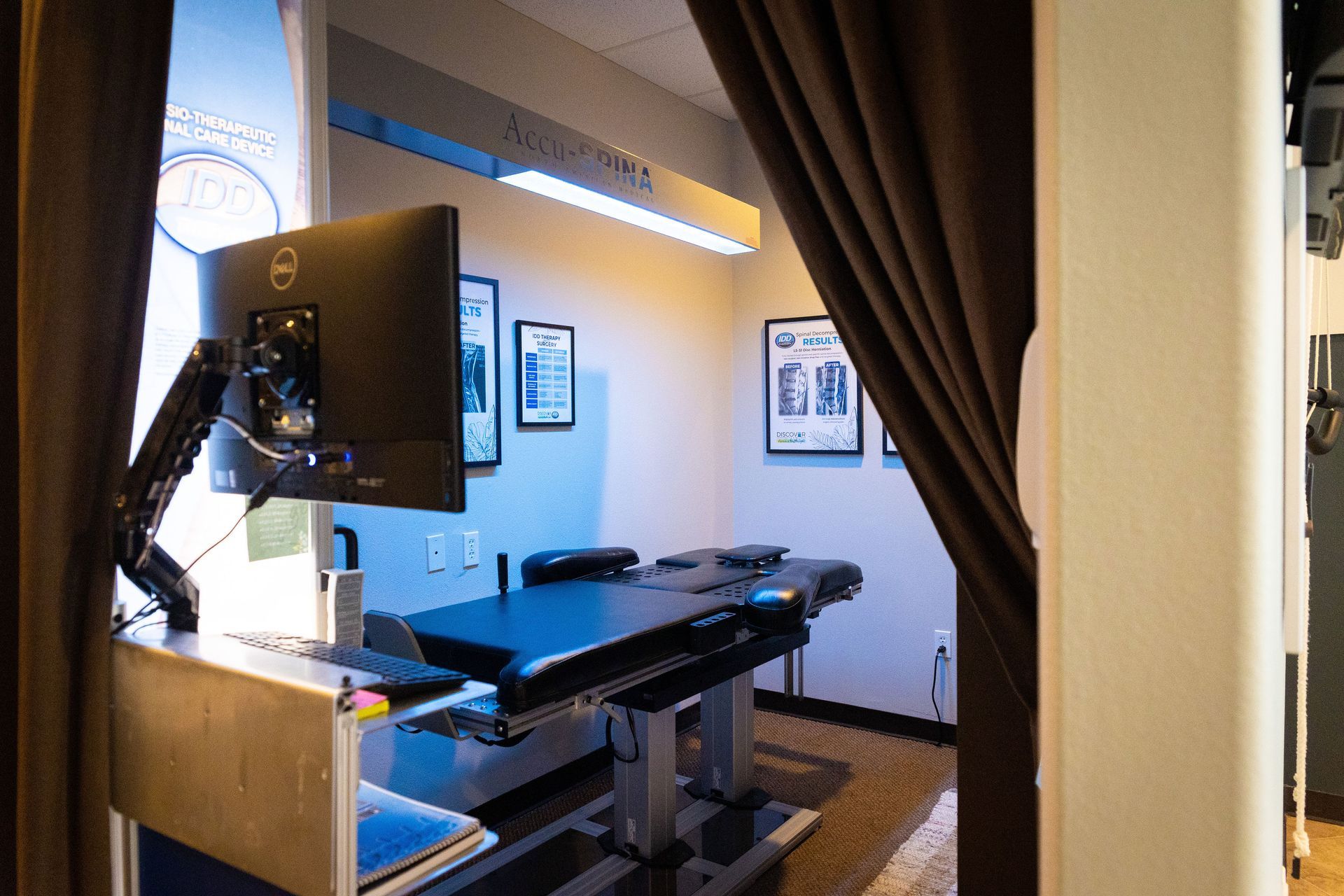 State-of-The-Art Equipment — Houston, TX — Discover Chiropractic & Wellness