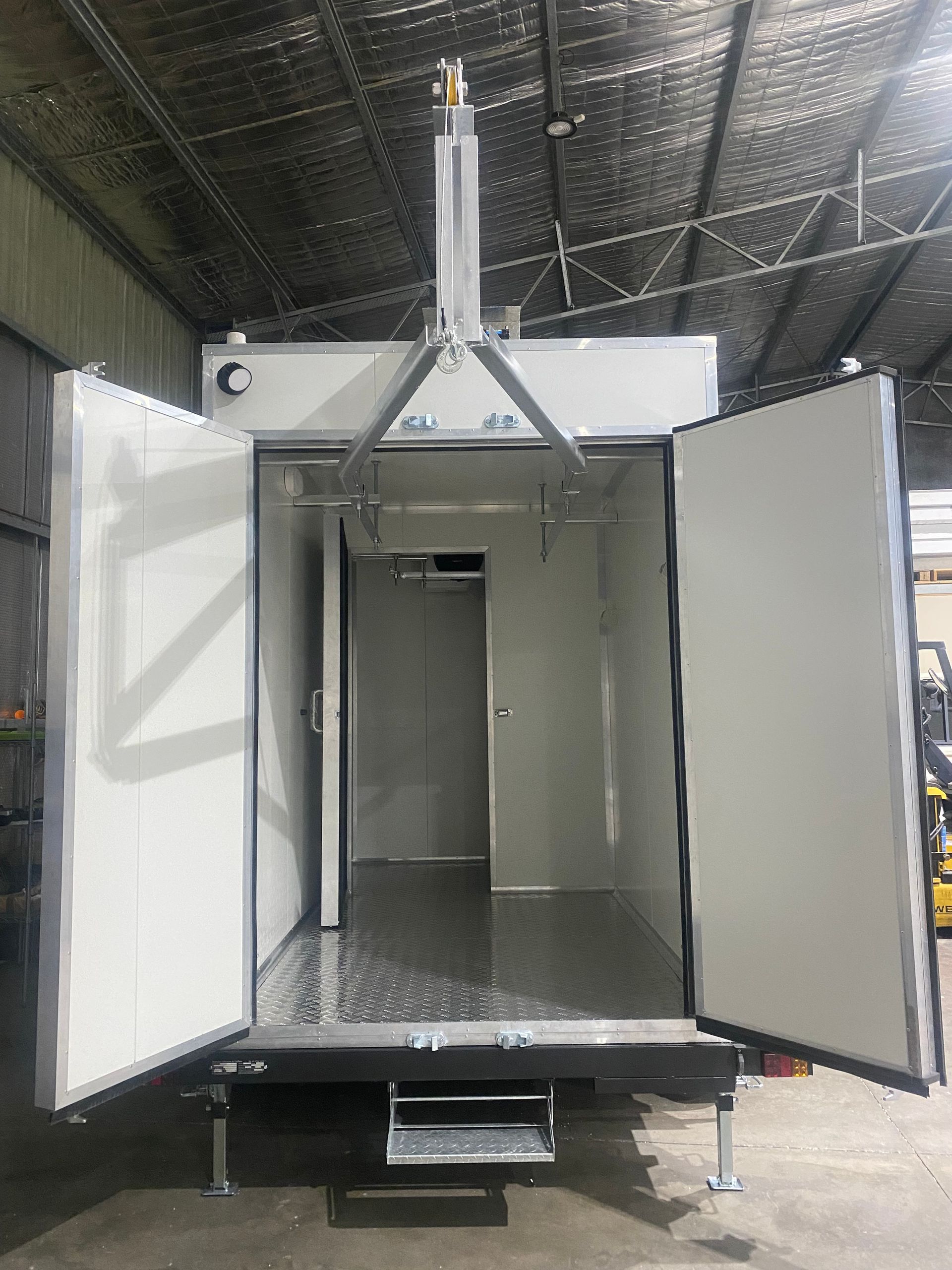 Prep room in portable coolroom