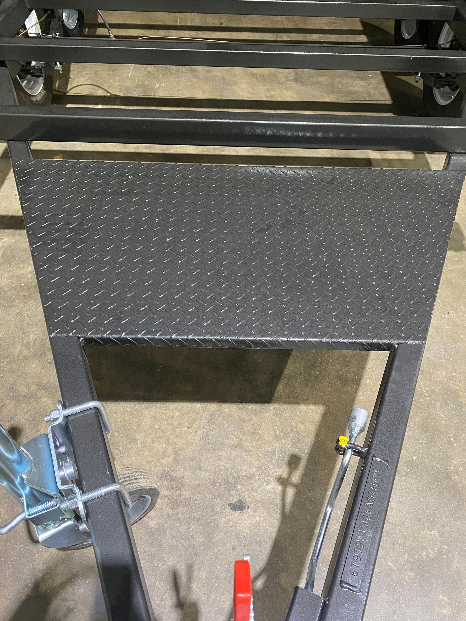 tailer platform accessory for portable coolrooms