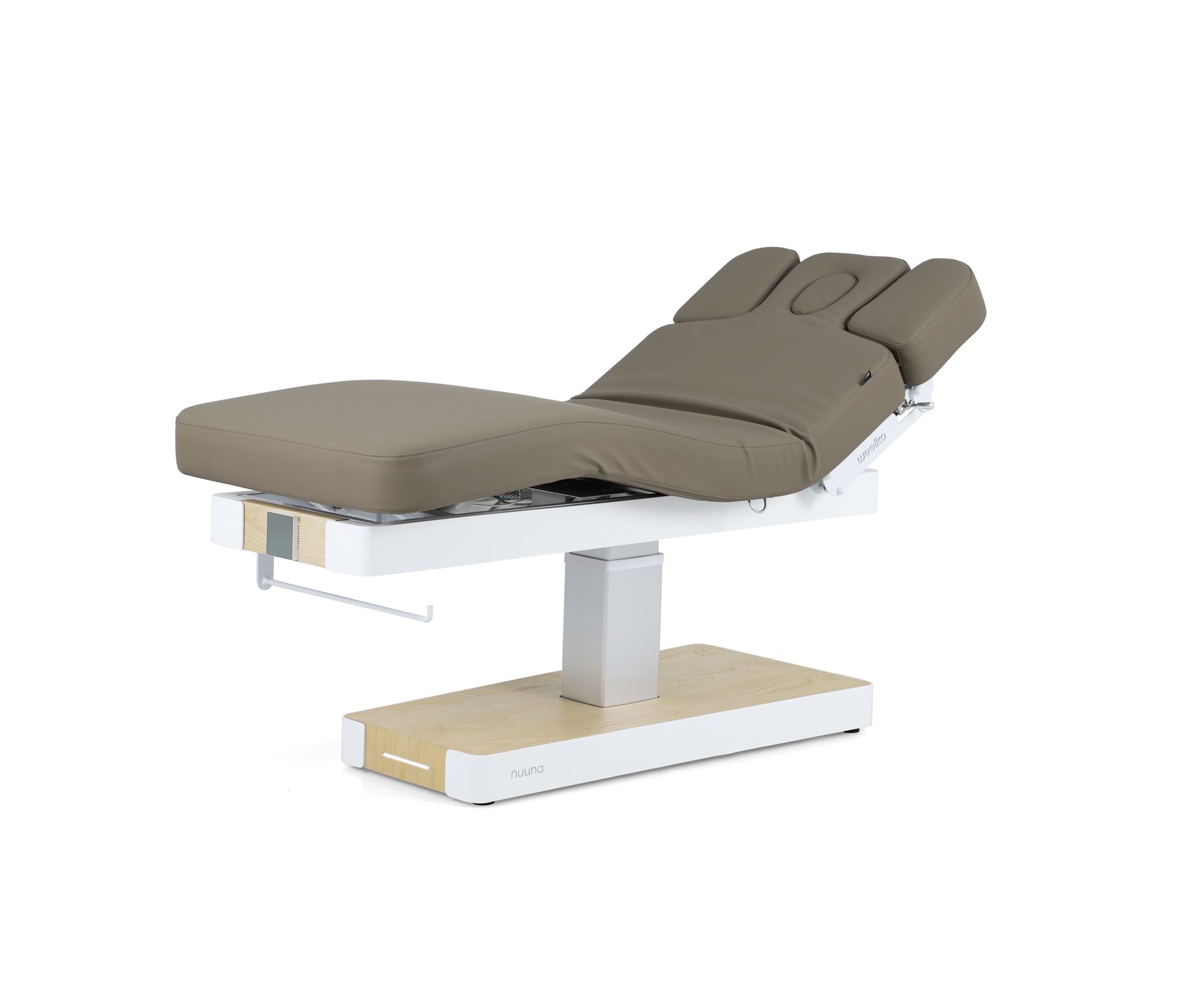 Lettino medico reclinabile regolabile di colore beige con poggiatesta imbottito e base bianca.