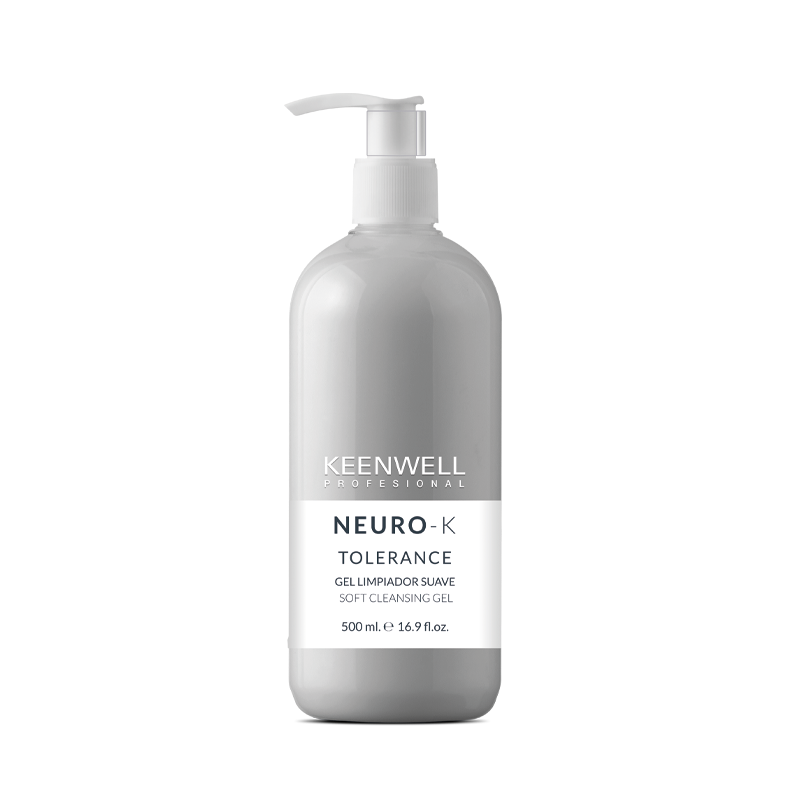 Flacone con dosatore a pompa bianco di lozione Keenwell Neuro-K Tolerance Care su sfondo neutro.