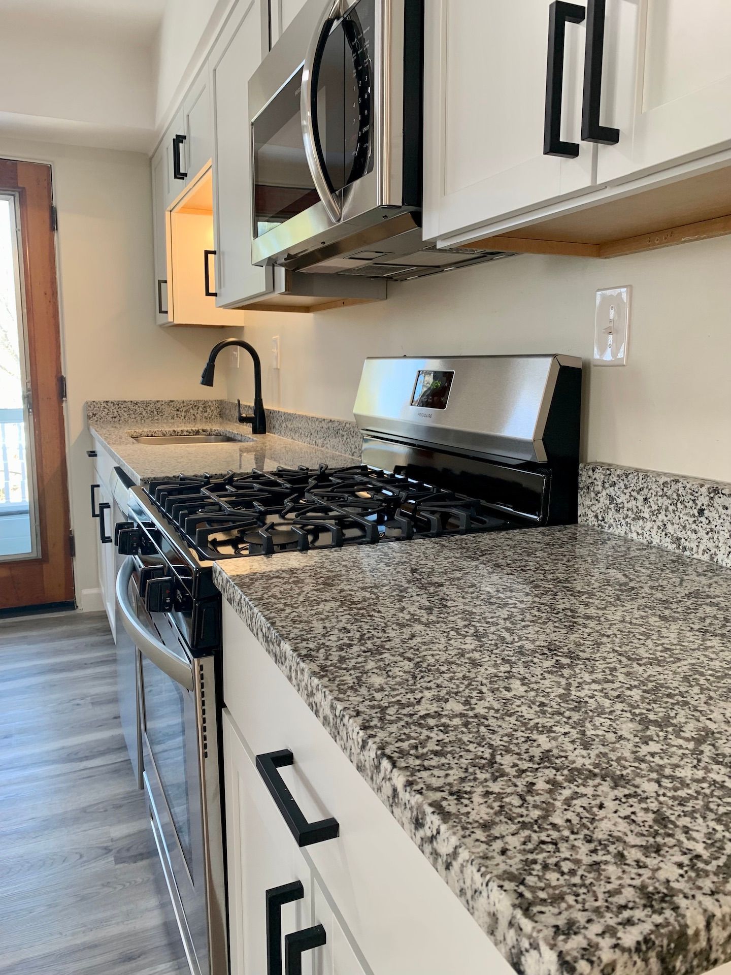 66-burdsall-avenue - Kitchen Appliances 03