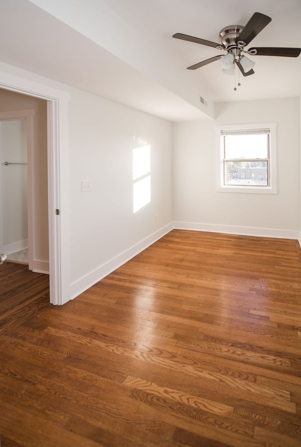 Fort Mitchell Flats - Living Room