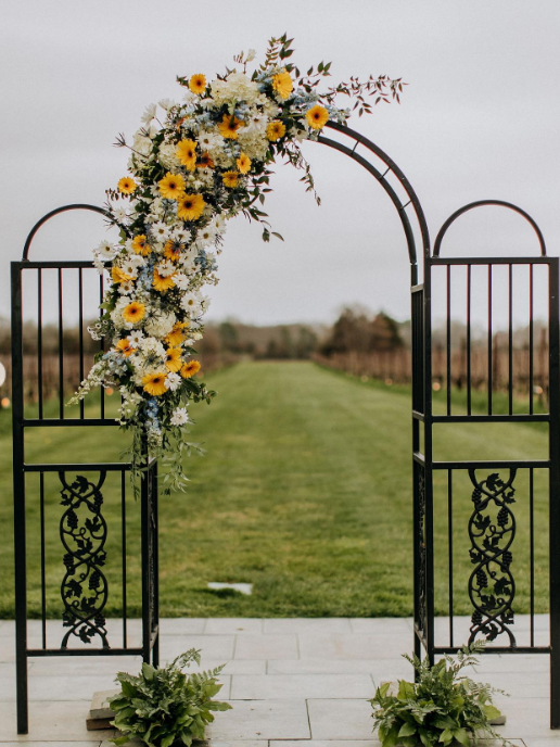 Tulips Floral Design located in Westbrook, CT onsite Florist for Water's Edge Resort and Spa 