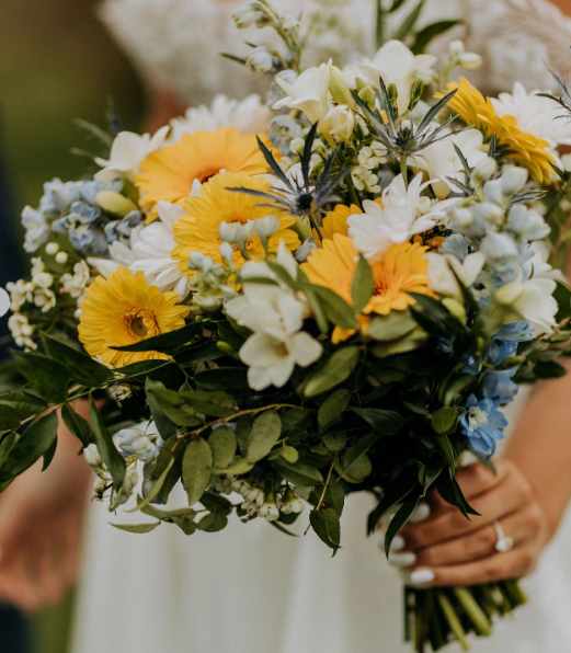 Tulips Floral Design located in Westbrook, CT onsite Florist for Water's Edge Resort and Spa 