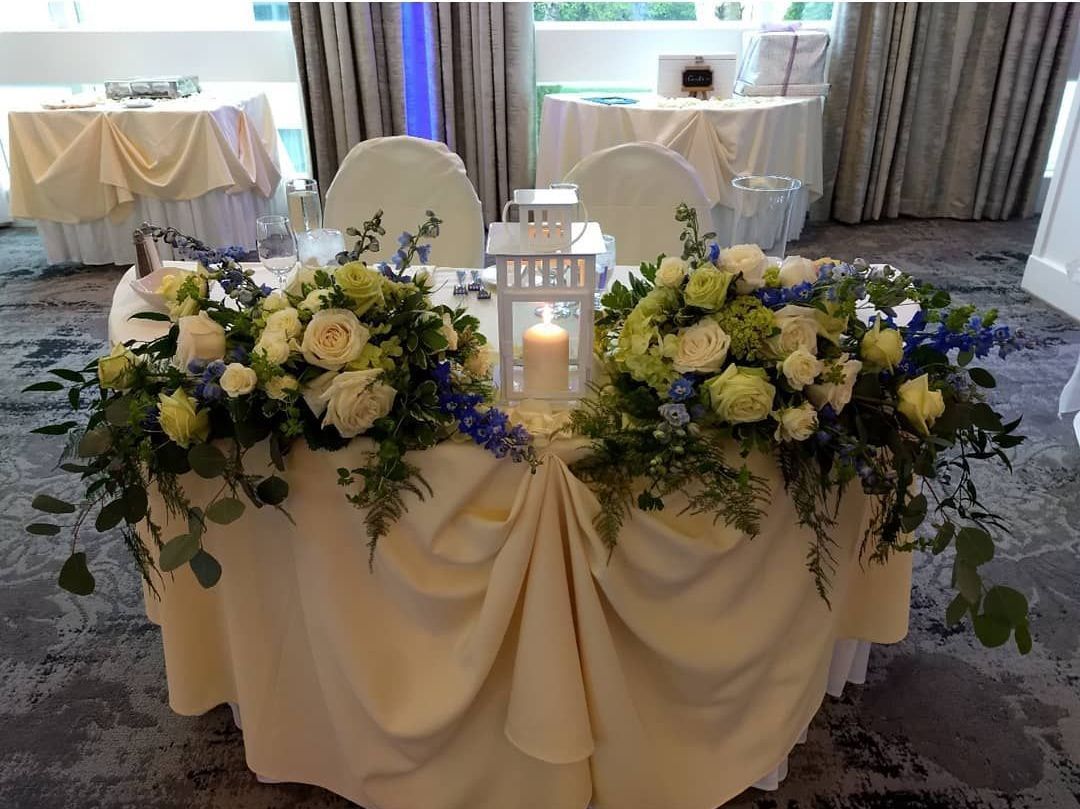 Tulips Floral Design located in Westbrook, CT creates beautiful floral designs for weddings, events and everyday occasions.