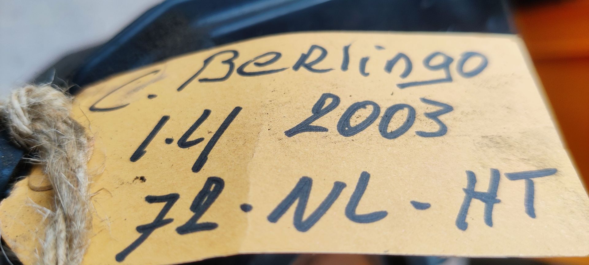 Franse auto onderdelen bij Stegeman Autosloperij in Lochem.
