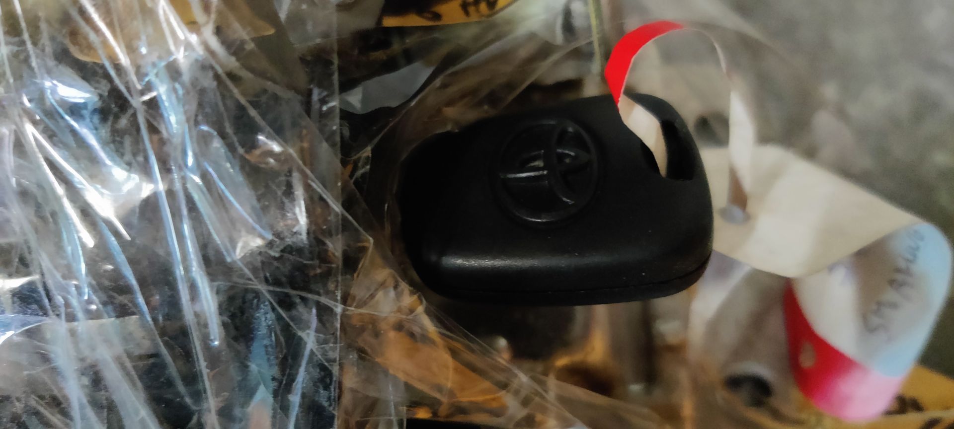 Toyota Aygo contactslot bij stegemancarparts.nl wij hebben nog veel op voorraad.