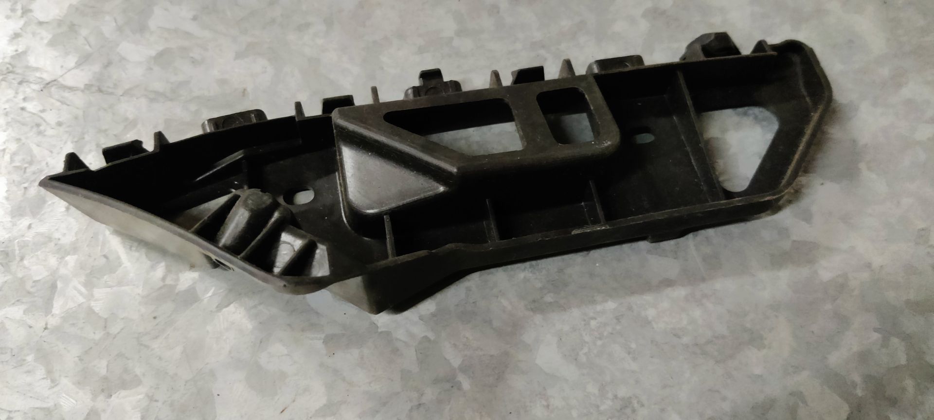 VW Touran bij stegemanautosloperij.nl