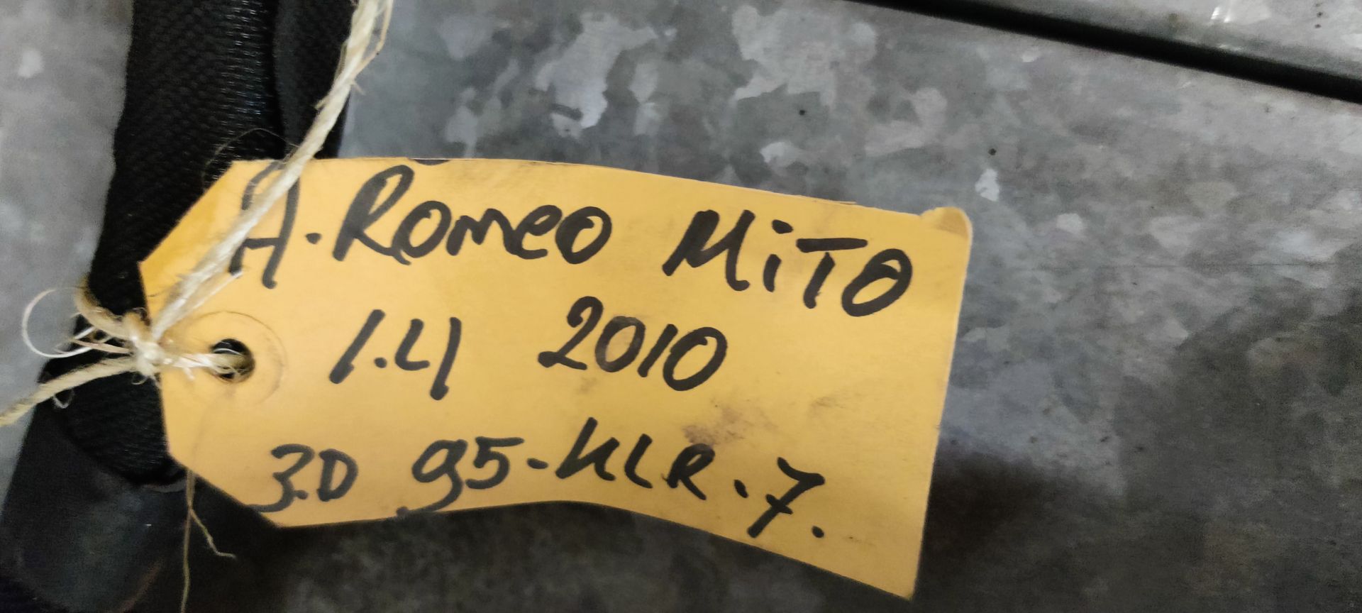 Alfa Romeo MiTo kabelboom naar de motor. Veel meer bij Stegeman Autosloperij in Exel bij Lochem.
