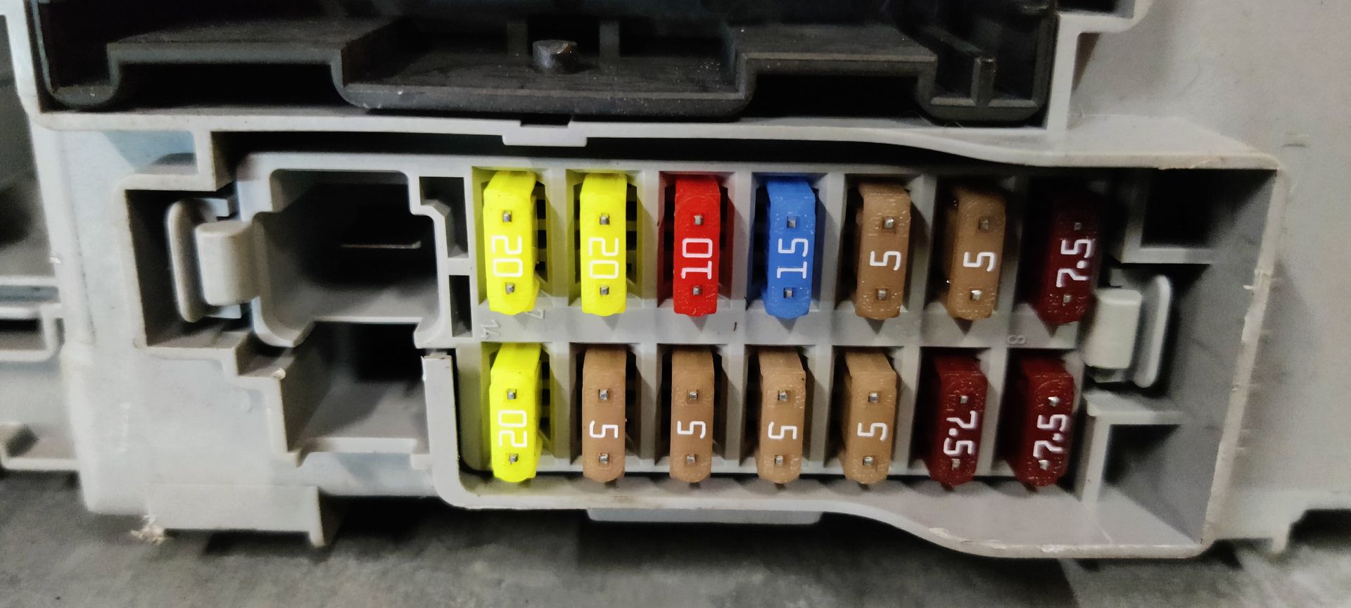 Alfa Romeo MiTo bij Stegeman Car Parts Exelsweg 25 7245VD Laren bij Lochem