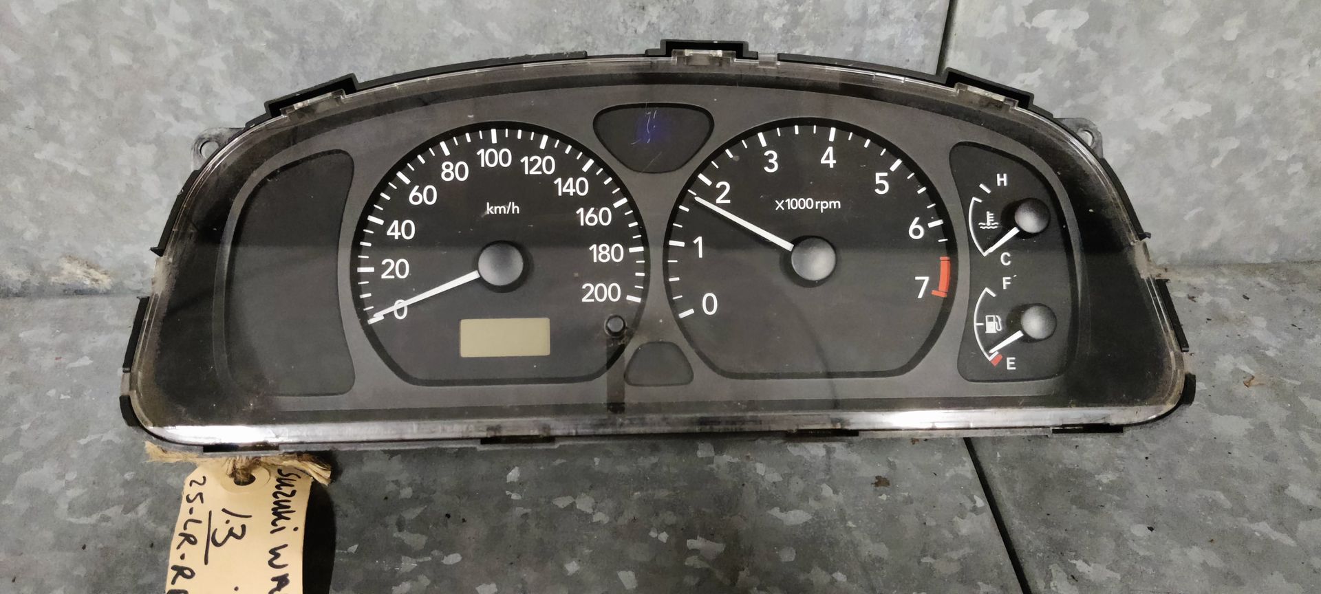 Suzuki Wagon R plus bij Stegeman Car Parts Exelsweg 25 7245VD Laren bij Lochem