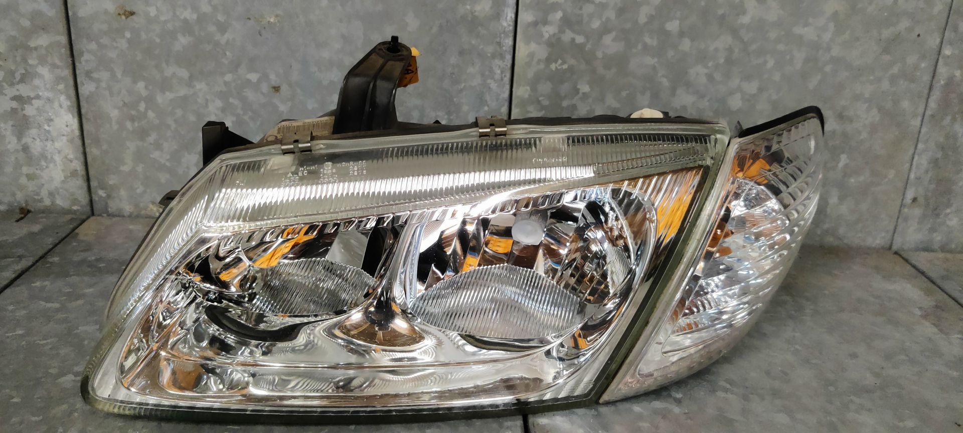 Nissan Almera onderdelen bij Stegeman Car Parts Exelsweg 25 7245VD Laren bij Lochem