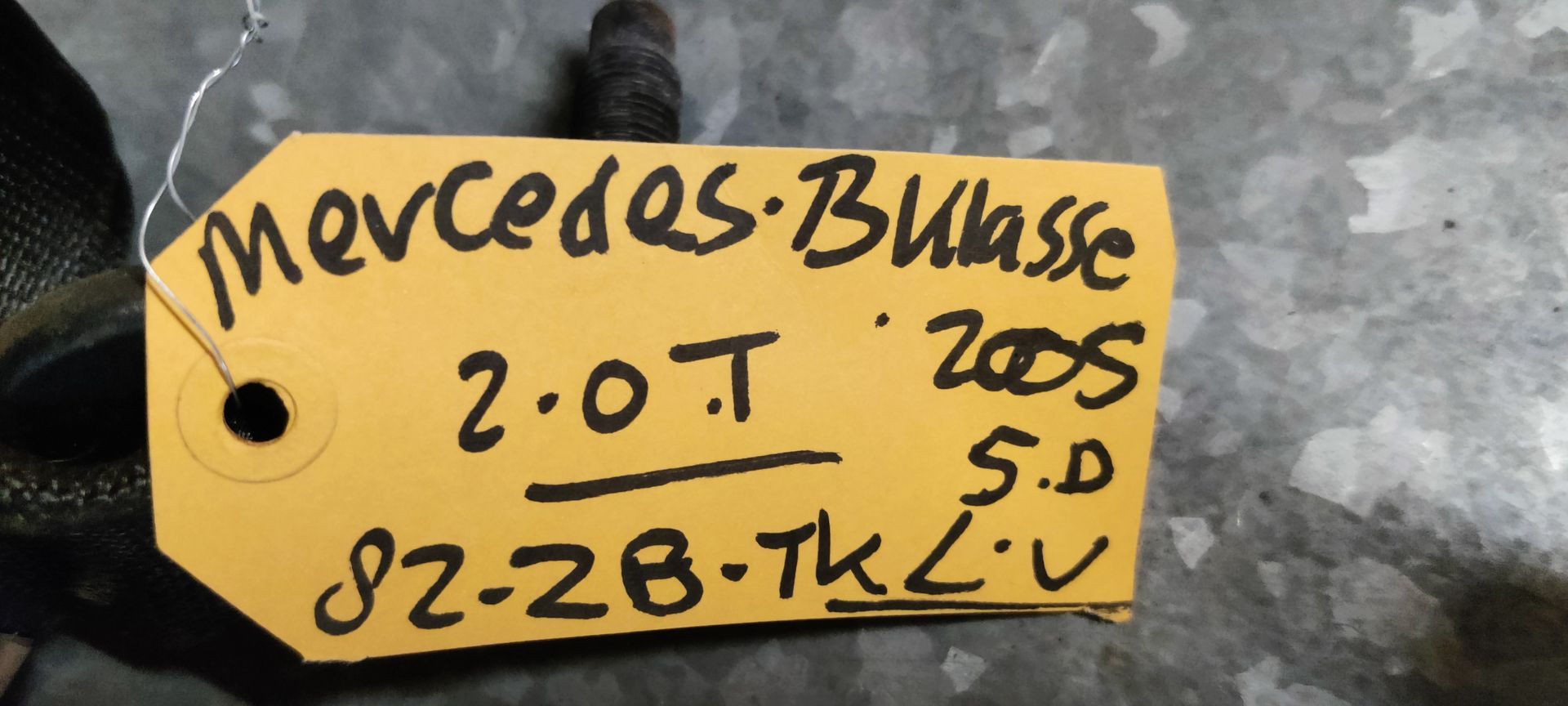 Mercedes B klasse onderdelen bij Stegeman Car Parts Exelsweg 25 7245VD Laren bij Lochem