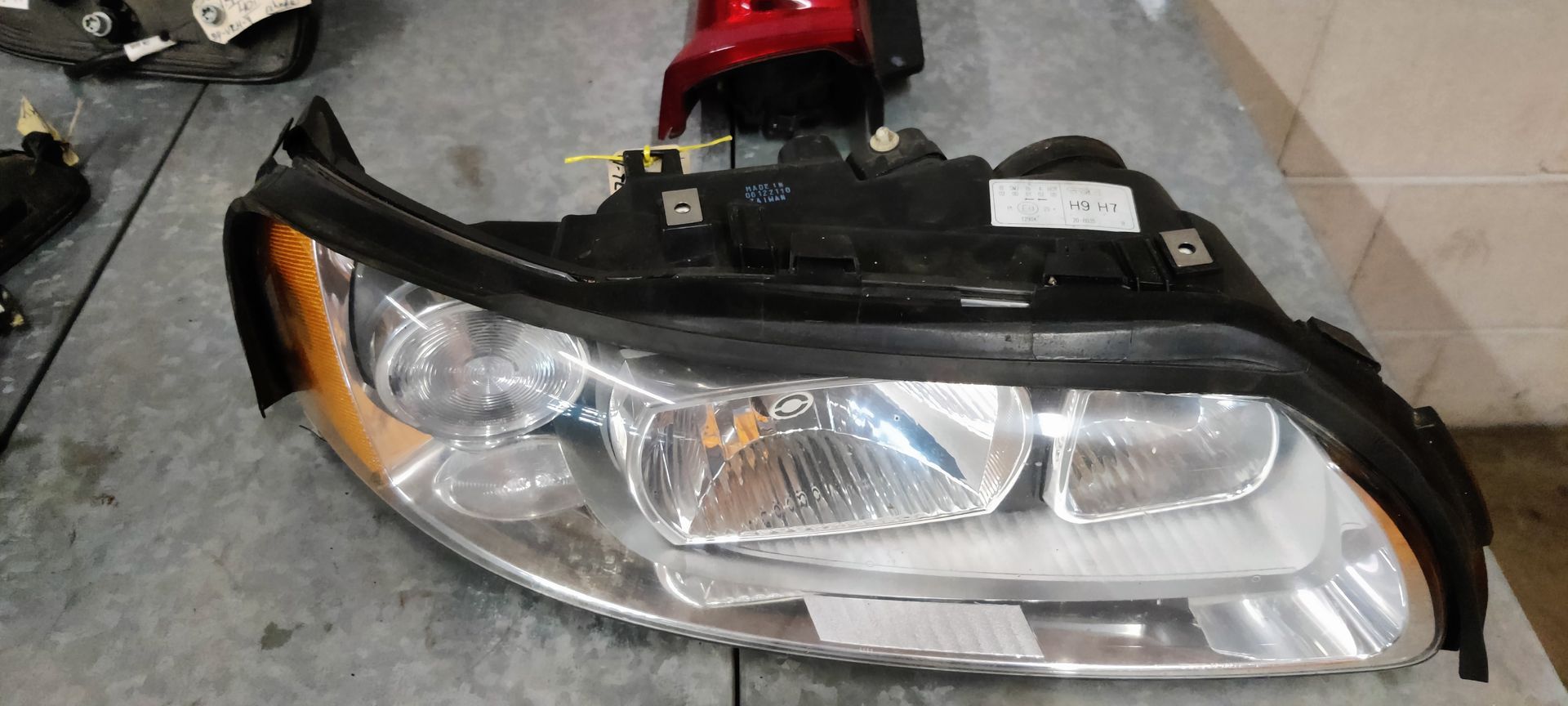 Volvo V70 rechter koplamp.