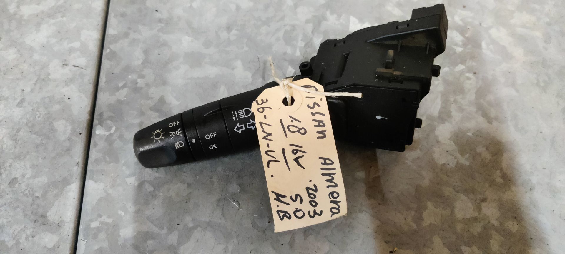 ruitenwisser Alfa, Nissan Almera, VW,  onderdelen bij Stegeman Car Parts in Exel bij Lochem .
