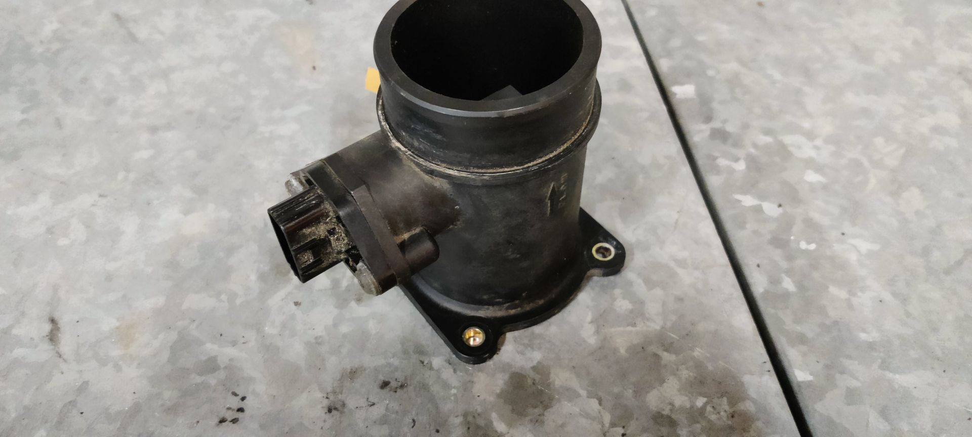 Daihatsu Cuore, Nissan Almera  onderdelen bij Stegeman Car Parts in Exel bij Lochem .