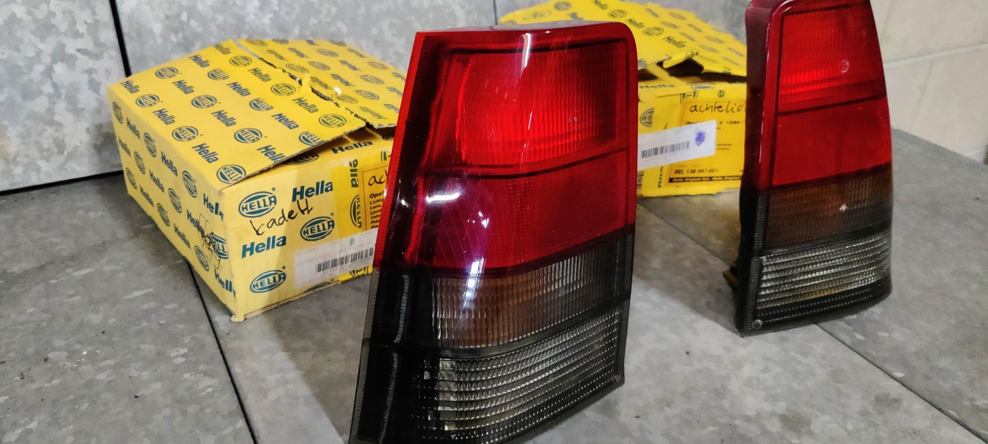 Opel Kadett GSi achterlichten nieuw.