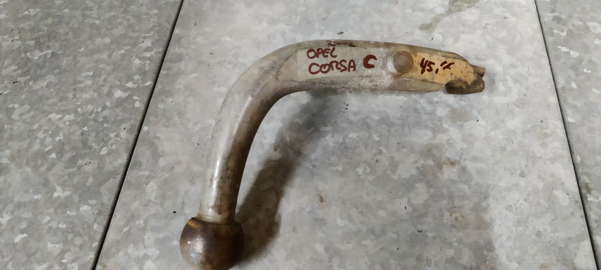 Corsa C afneembare trekhaak.
stegemancarparts.nl